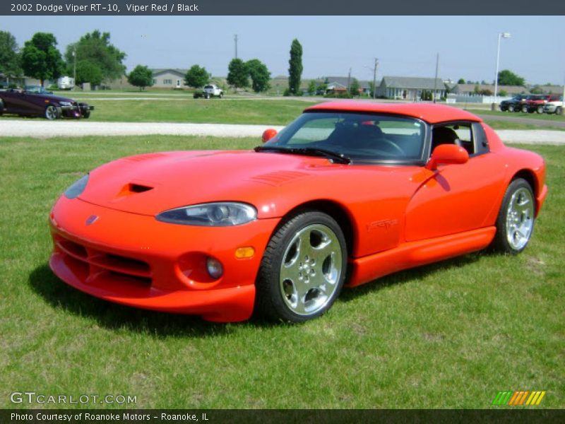 Viper Red / Black 2002 Dodge Viper RT-10