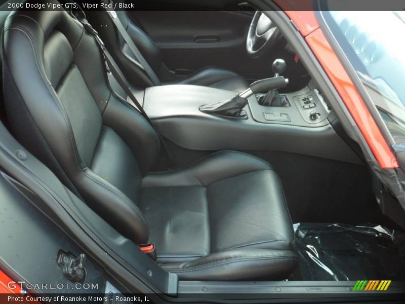 Viper Red / Black 2000 Dodge Viper GTS