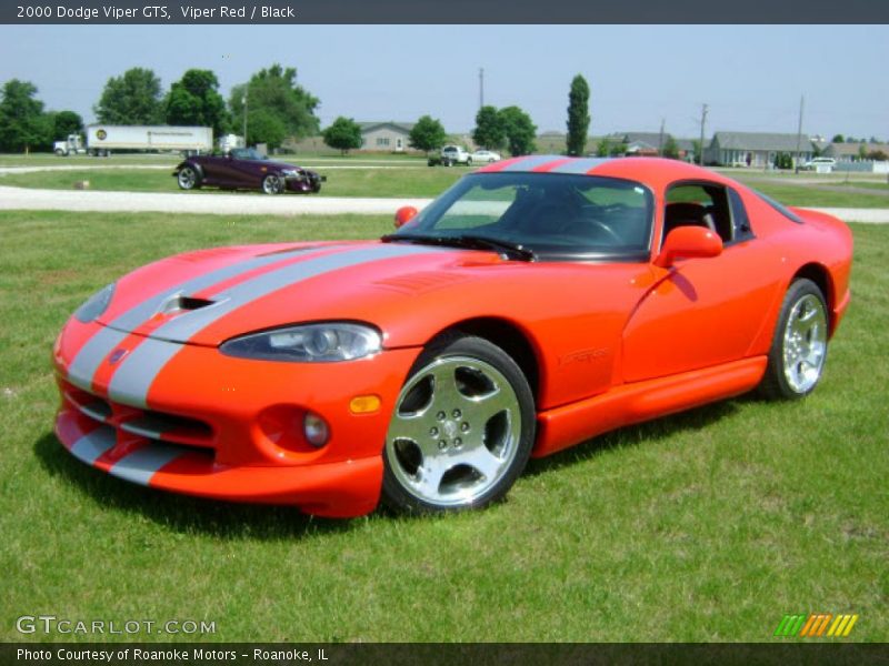 Viper Red / Black 2000 Dodge Viper GTS