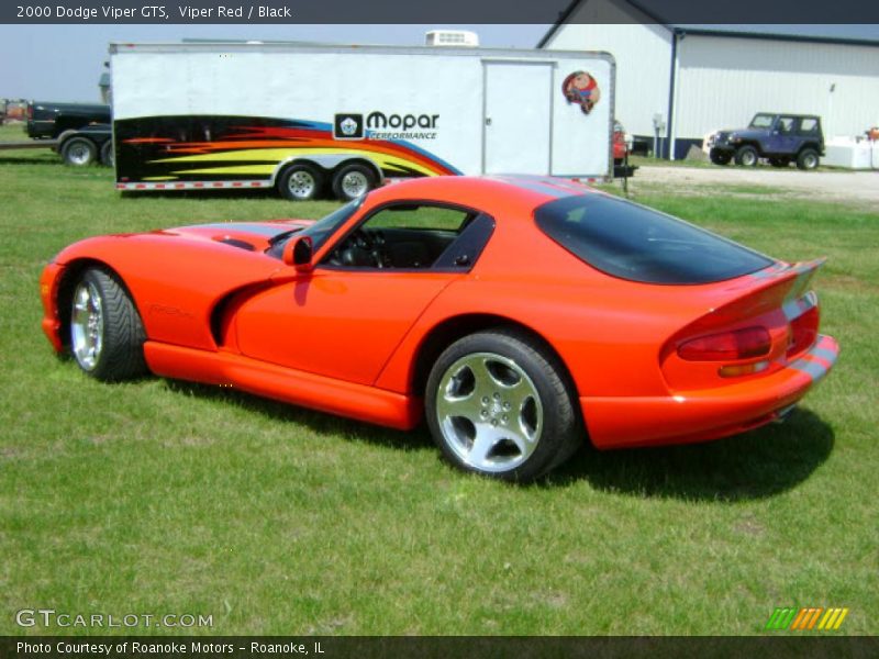 Viper Red / Black 2000 Dodge Viper GTS