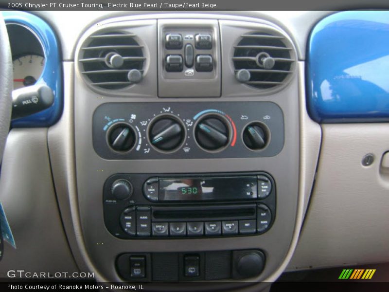Electric Blue Pearl / Taupe/Pearl Beige 2005 Chrysler PT Cruiser Touring