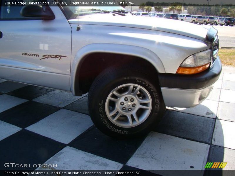 Bright Silver Metallic / Dark Slate Gray 2004 Dodge Dakota Sport Club Cab