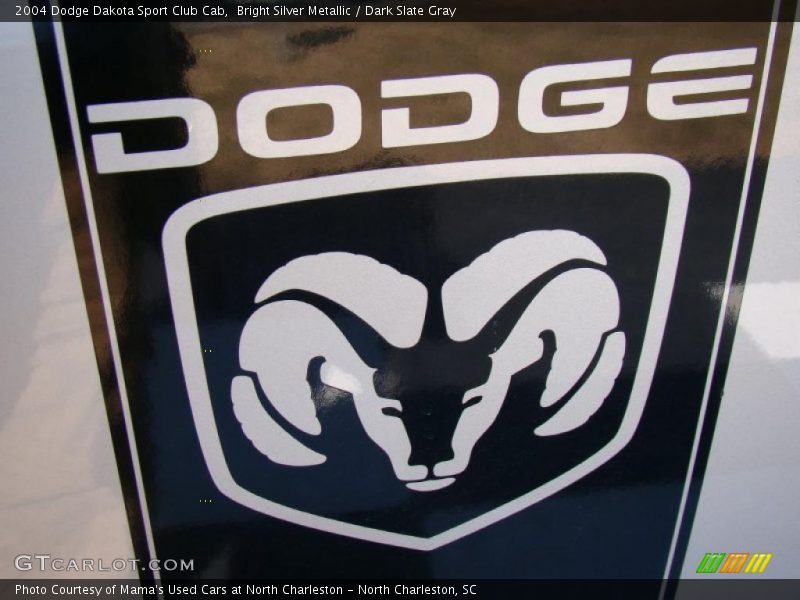Bright Silver Metallic / Dark Slate Gray 2004 Dodge Dakota Sport Club Cab