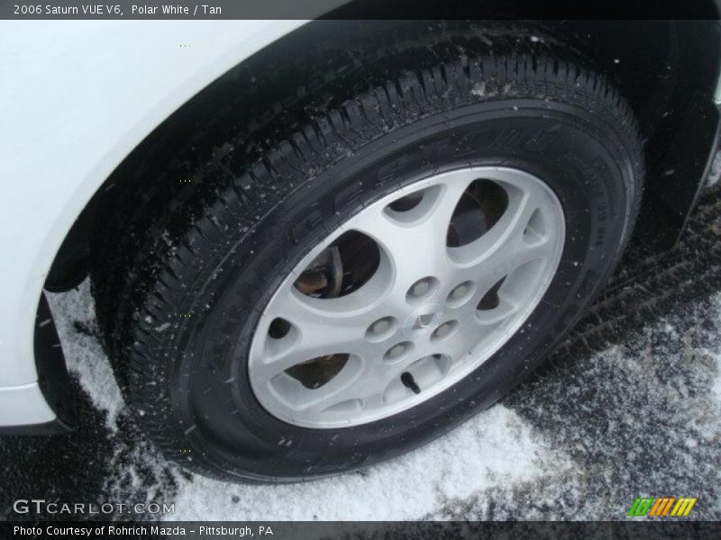 Polar White / Tan 2006 Saturn VUE V6