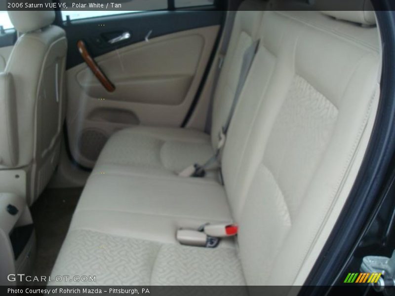 Polar White / Tan 2006 Saturn VUE V6