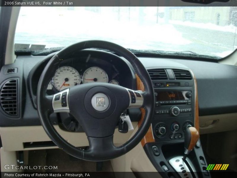 Polar White / Tan 2006 Saturn VUE V6