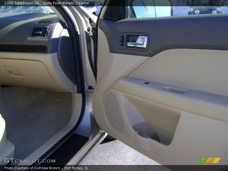 Dune Pearl Metallic / Camel 2006 Ford Fusion SEL