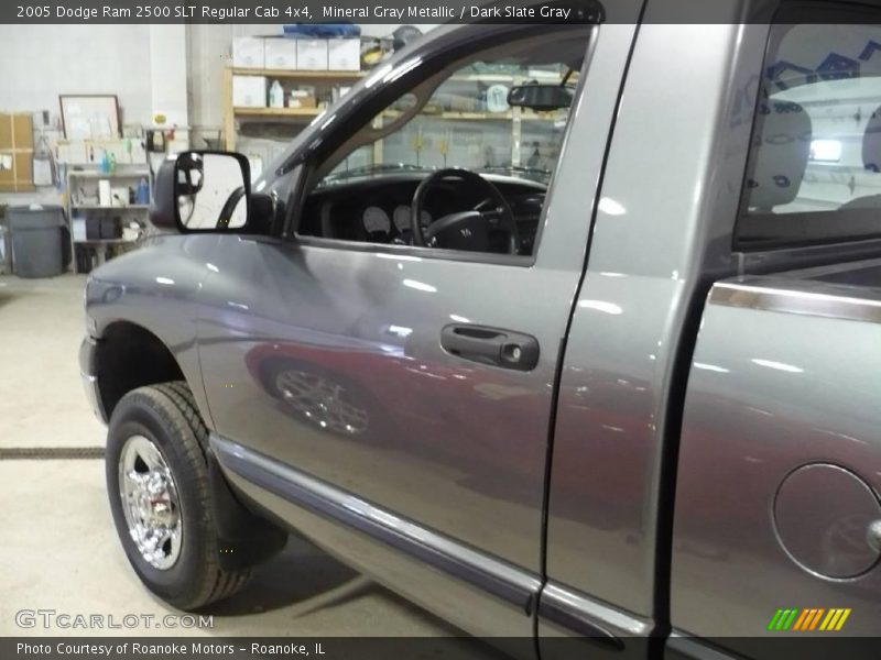 Mineral Gray Metallic / Dark Slate Gray 2005 Dodge Ram 2500 SLT Regular Cab 4x4