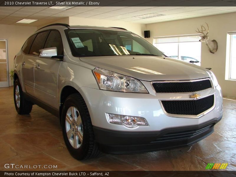 Silver Ice Metallic / Ebony 2010 Chevrolet Traverse LT