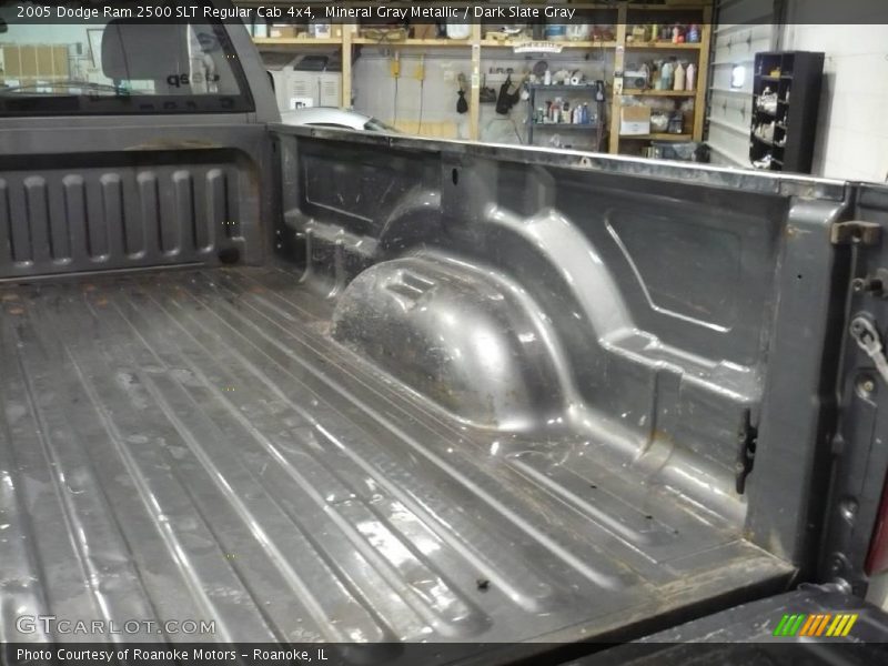 Mineral Gray Metallic / Dark Slate Gray 2005 Dodge Ram 2500 SLT Regular Cab 4x4