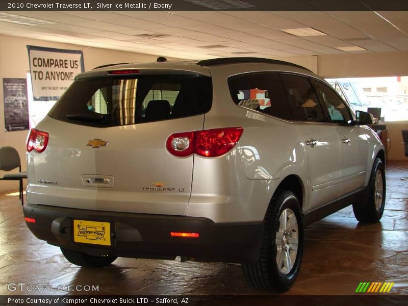 Silver Ice Metallic / Ebony 2010 Chevrolet Traverse LT