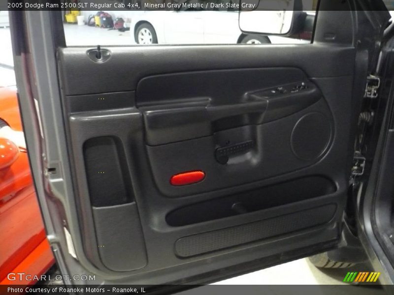 Mineral Gray Metallic / Dark Slate Gray 2005 Dodge Ram 2500 SLT Regular Cab 4x4
