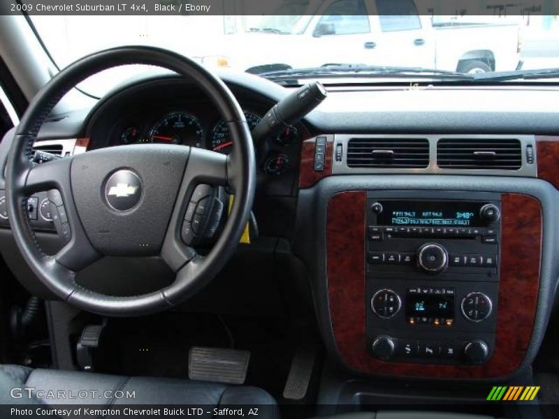 Black / Ebony 2009 Chevrolet Suburban LT 4x4