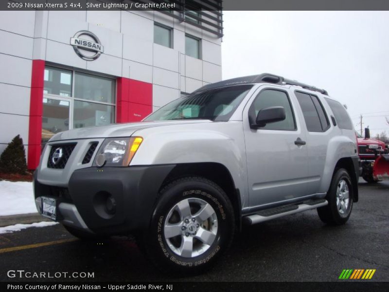Silver Lightning / Graphite/Steel 2009 Nissan Xterra S 4x4