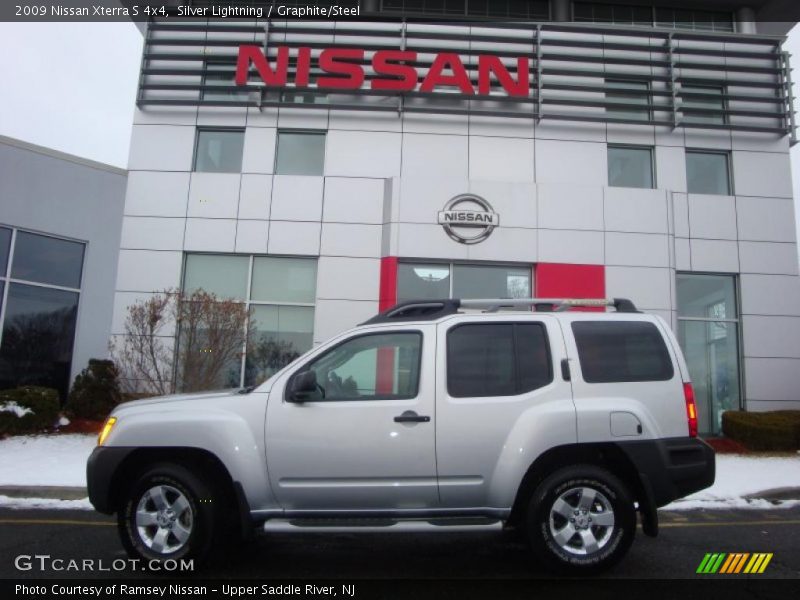 Silver Lightning / Graphite/Steel 2009 Nissan Xterra S 4x4