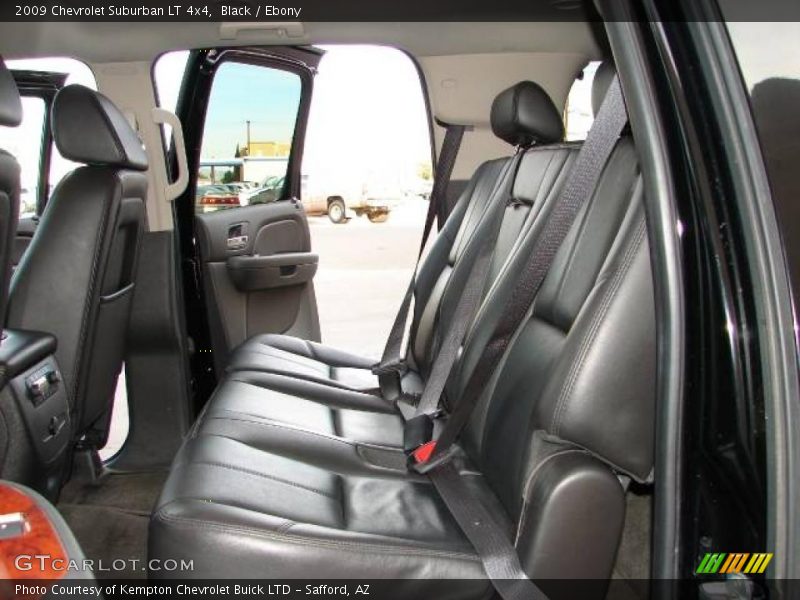 Black / Ebony 2009 Chevrolet Suburban LT 4x4