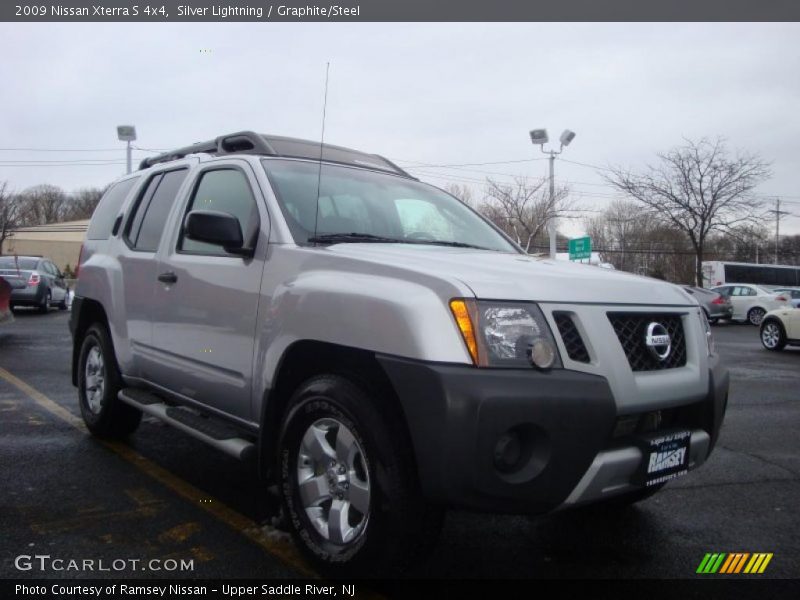 Silver Lightning / Graphite/Steel 2009 Nissan Xterra S 4x4