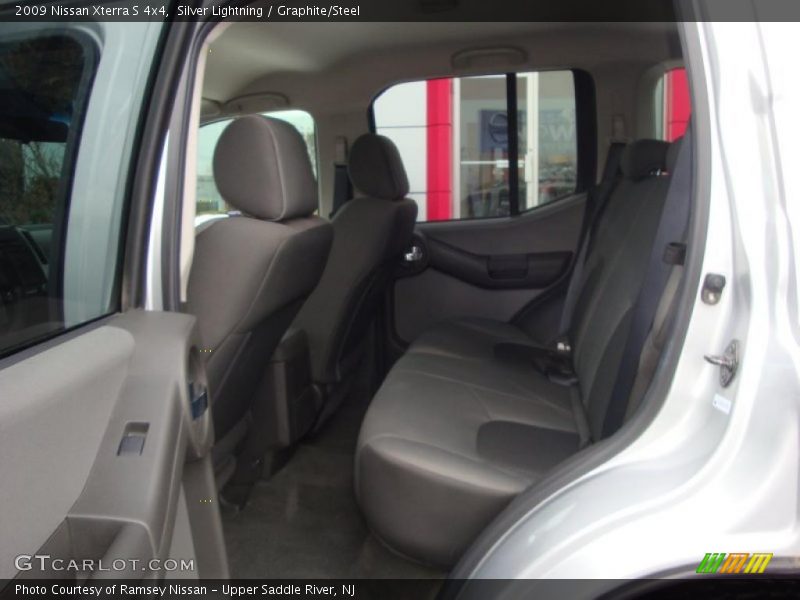Silver Lightning / Graphite/Steel 2009 Nissan Xterra S 4x4