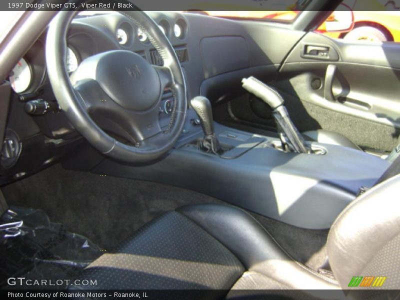 Viper Red / Black 1997 Dodge Viper GTS