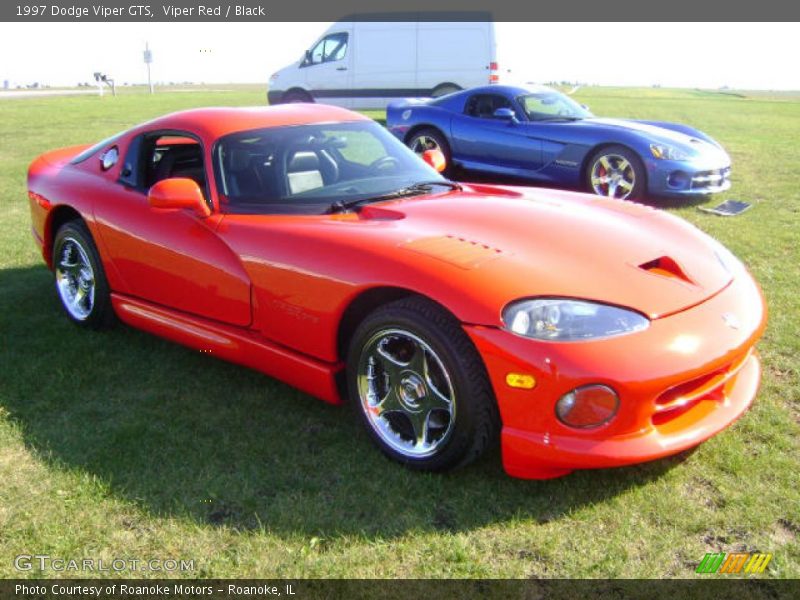 Viper Red / Black 1997 Dodge Viper GTS