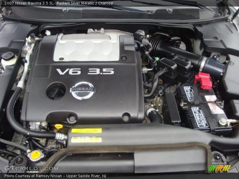 Radiant Silver Metallic / Charcoal 2007 Nissan Maxima 3.5 SL