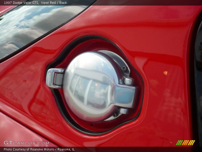 Viper Red / Black 1997 Dodge Viper GTS