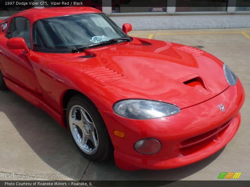 Viper Red / Black 1997 Dodge Viper GTS