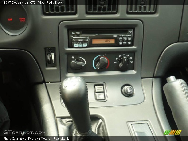 Viper Red / Black 1997 Dodge Viper GTS