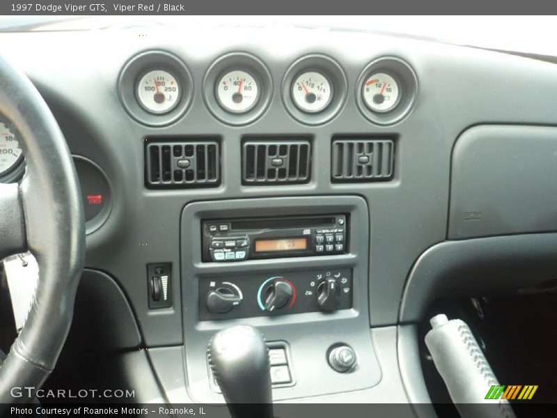 Viper Red / Black 1997 Dodge Viper GTS