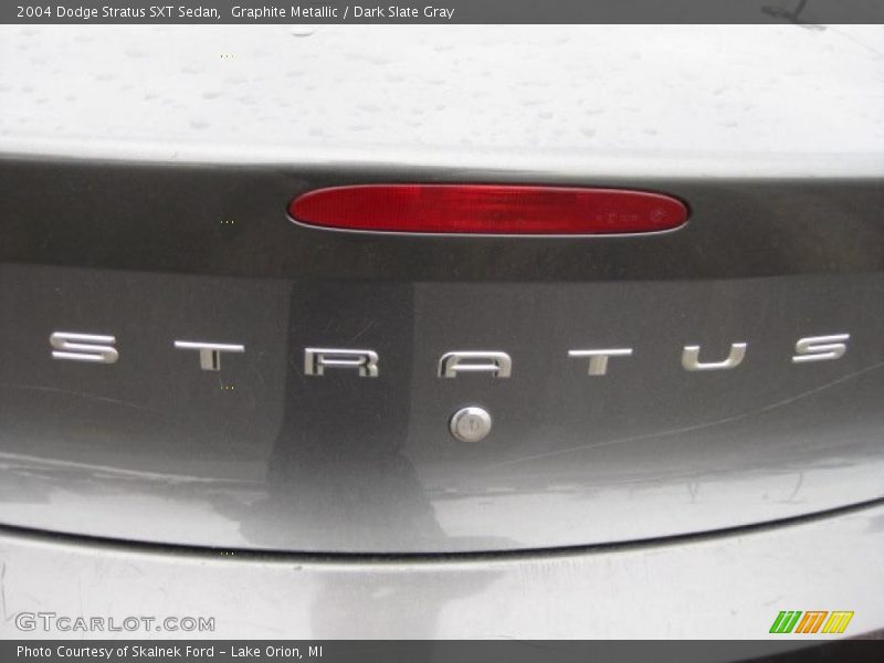 Graphite Metallic / Dark Slate Gray 2004 Dodge Stratus SXT Sedan
