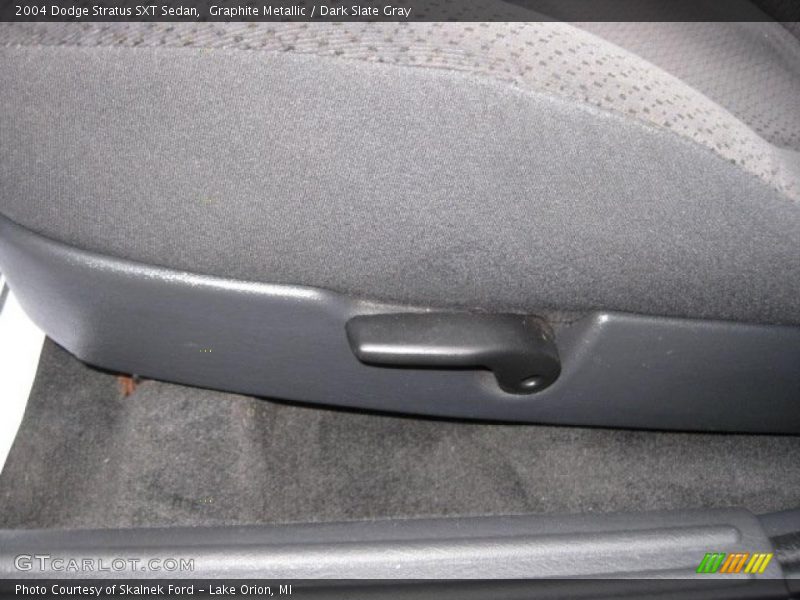Graphite Metallic / Dark Slate Gray 2004 Dodge Stratus SXT Sedan