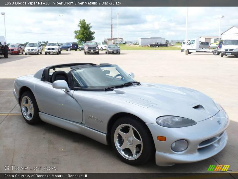 Viper Bright Silver Metallic / Black/Black 1998 Dodge Viper RT-10