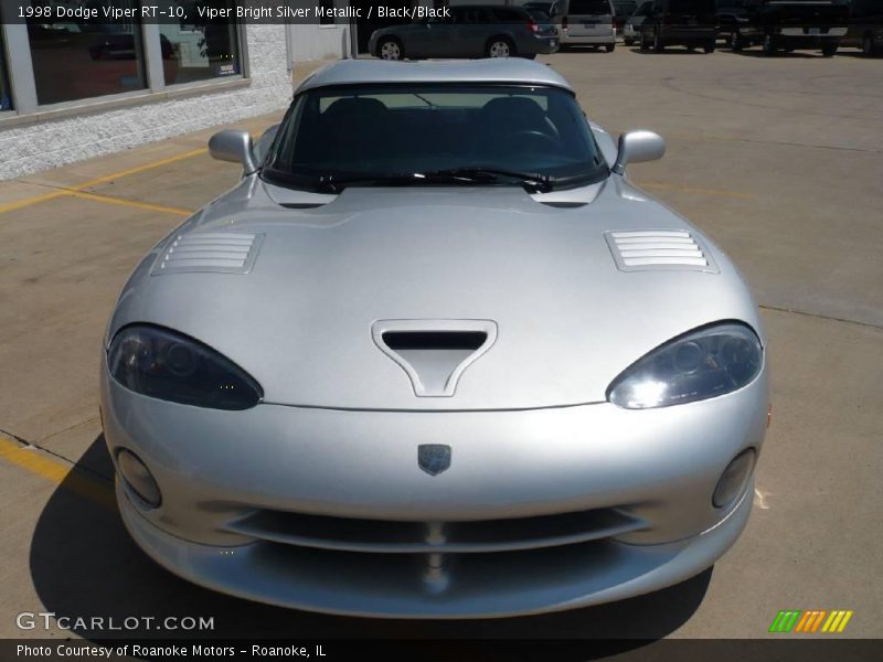 Viper Bright Silver Metallic / Black/Black 1998 Dodge Viper RT-10