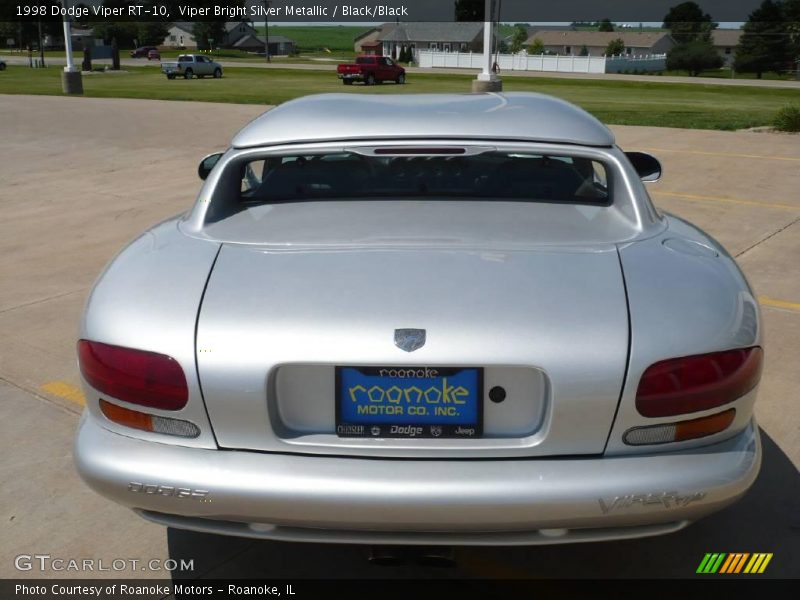 Viper Bright Silver Metallic / Black/Black 1998 Dodge Viper RT-10