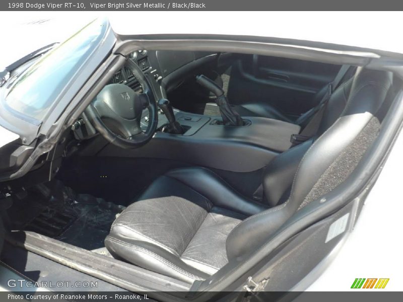 Viper Bright Silver Metallic / Black/Black 1998 Dodge Viper RT-10