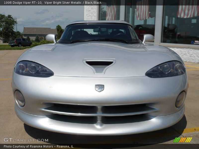 Viper Bright Silver Metallic / Black/Black 1998 Dodge Viper RT-10