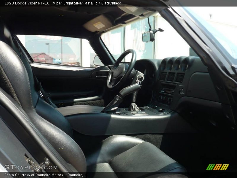 Viper Bright Silver Metallic / Black/Black 1998 Dodge Viper RT-10