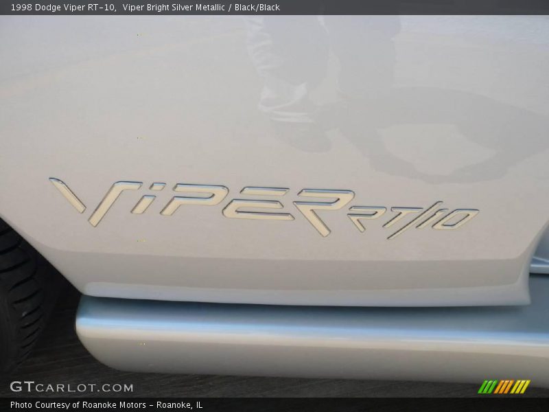 Viper Bright Silver Metallic / Black/Black 1998 Dodge Viper RT-10