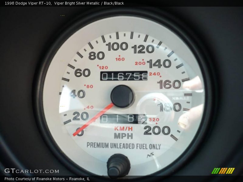 Viper Bright Silver Metallic / Black/Black 1998 Dodge Viper RT-10