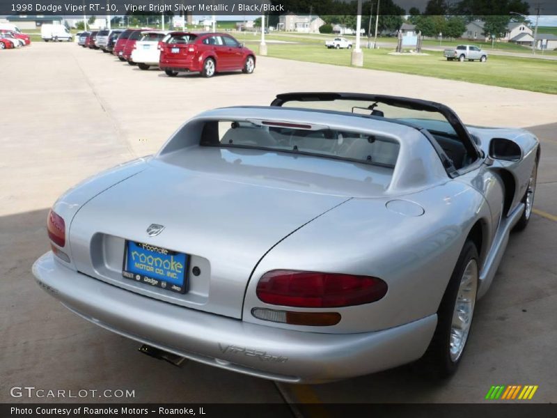 Viper Bright Silver Metallic / Black/Black 1998 Dodge Viper RT-10