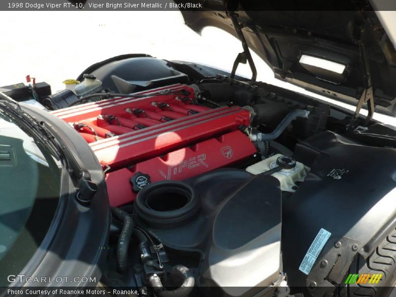 Viper Bright Silver Metallic / Black/Black 1998 Dodge Viper RT-10