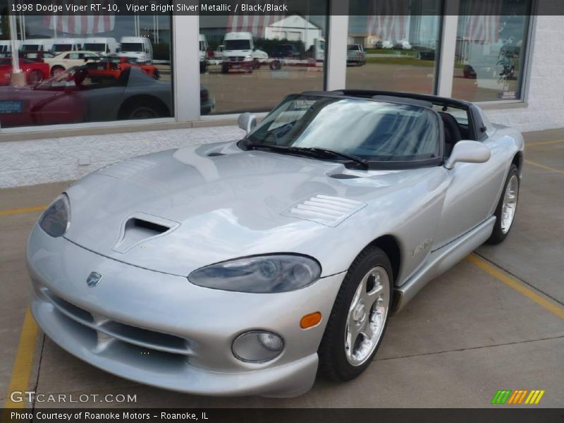 Viper Bright Silver Metallic / Black/Black 1998 Dodge Viper RT-10