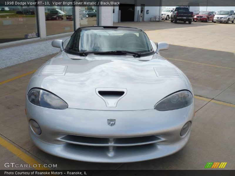 Viper Bright Silver Metallic / Black/Black 1998 Dodge Viper RT-10
