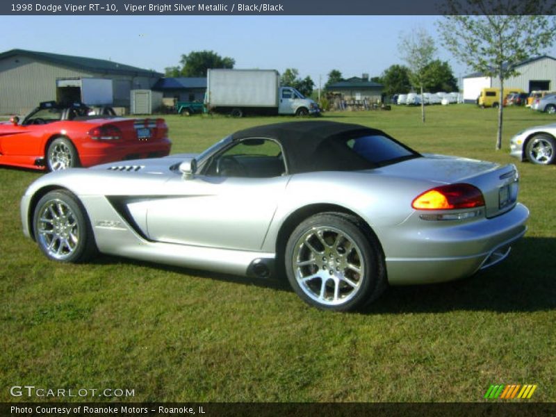 Viper Bright Silver Metallic / Black/Black 1998 Dodge Viper RT-10
