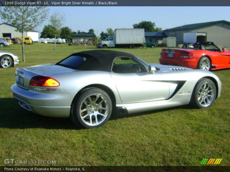 Viper Bright Silver Metallic / Black/Black 1998 Dodge Viper RT-10