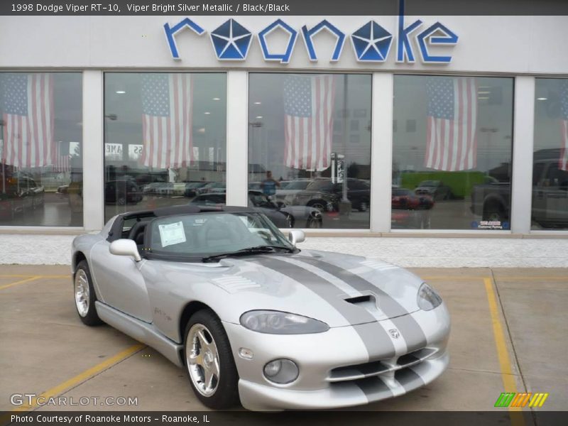Viper Bright Silver Metallic / Black/Black 1998 Dodge Viper RT-10