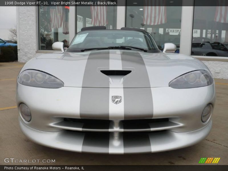 Viper Bright Silver Metallic / Black/Black 1998 Dodge Viper RT-10