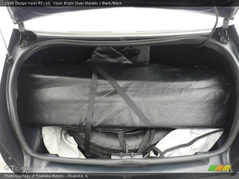 Viper Bright Silver Metallic / Black/Black 1998 Dodge Viper RT-10