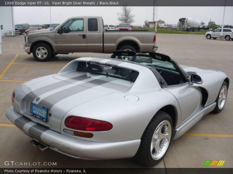 Viper Bright Silver Metallic / Black/Black 1998 Dodge Viper RT-10