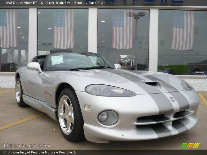 Viper Bright Silver Metallic / Black/Black 1998 Dodge Viper RT-10